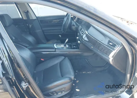 2011 BMW 750Li from USA, damaged, VIN WBAKB8C57BCY64647